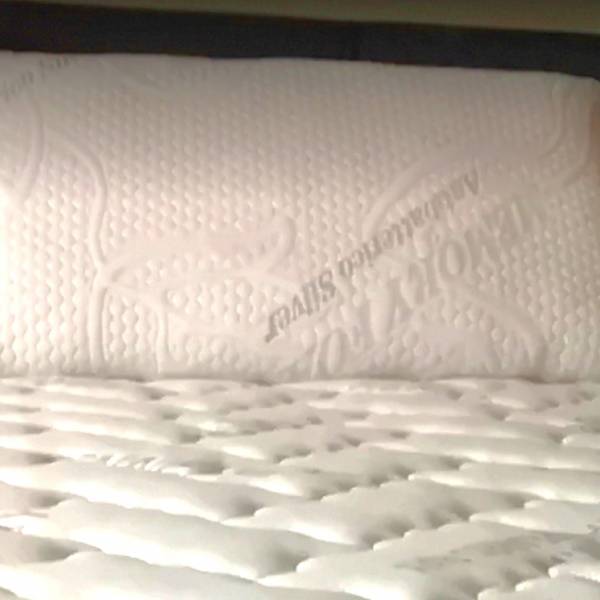 Foto 4: Cuscino Memory Foam Antibatterico Silver